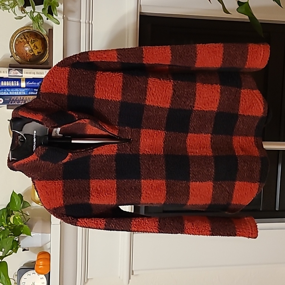 Koolaburra By UGG Zipper Pullover Sherpa Black Red Plaid Small
